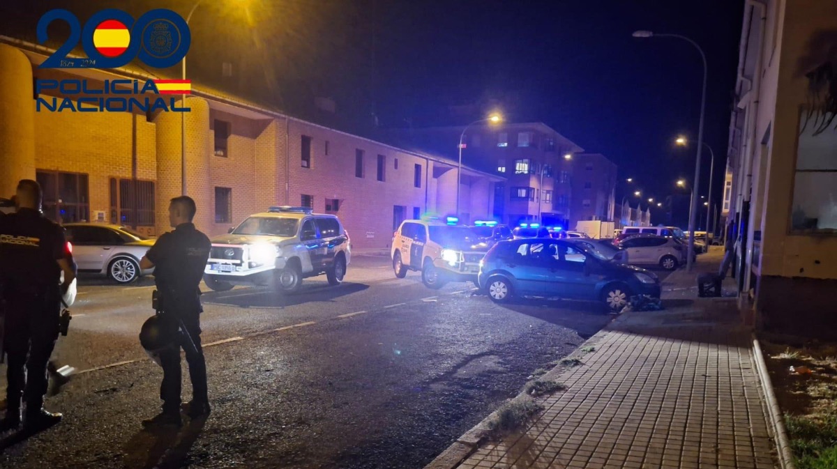 Despliegue policial en el lugar de los hechos