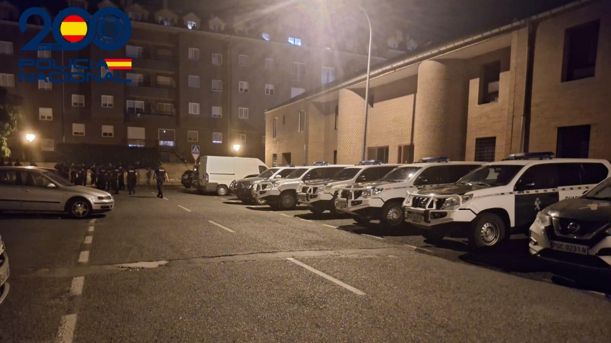 Despliegue policial en el lugar de los hechos