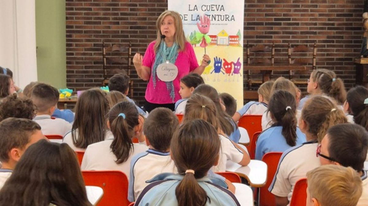 El poder de la lectura inspira a los escolares del Colegio Milagrosa-Las Nieves